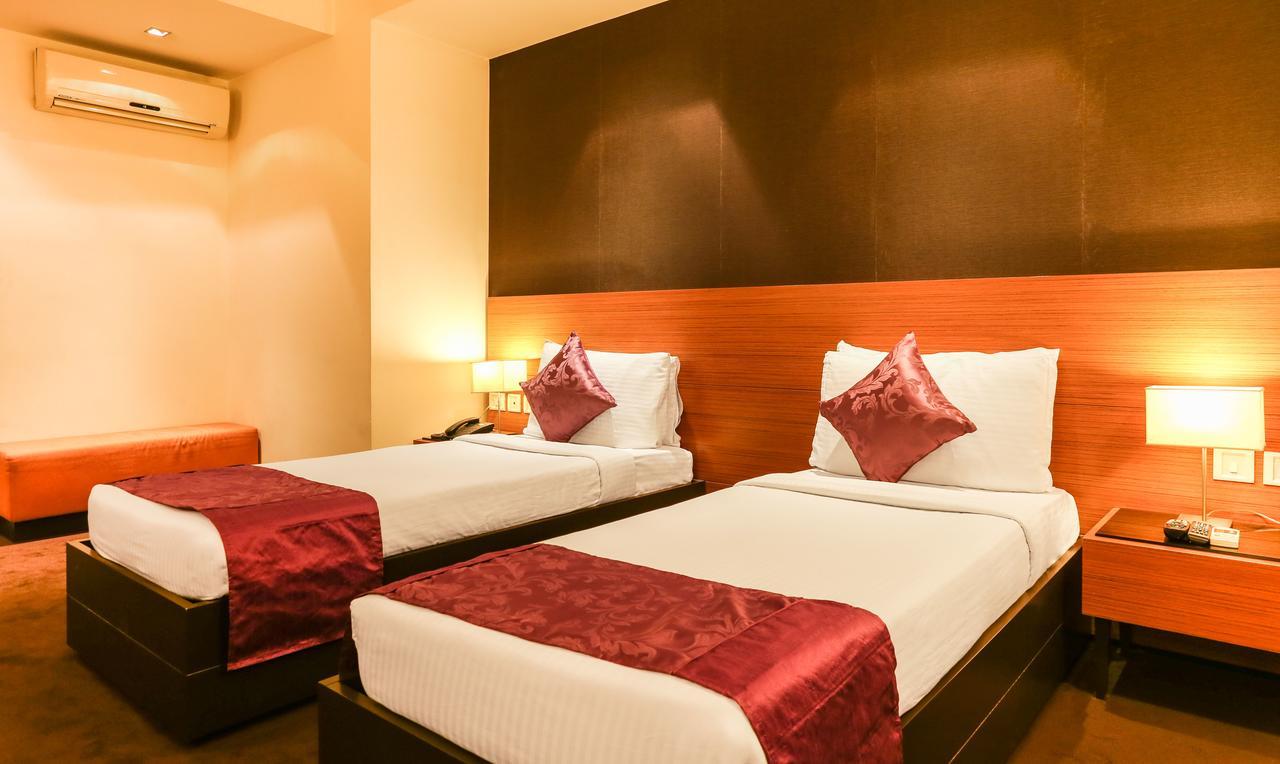 Treebo Trend Wilson Garden Hotell Bangalore Exteriör bild
