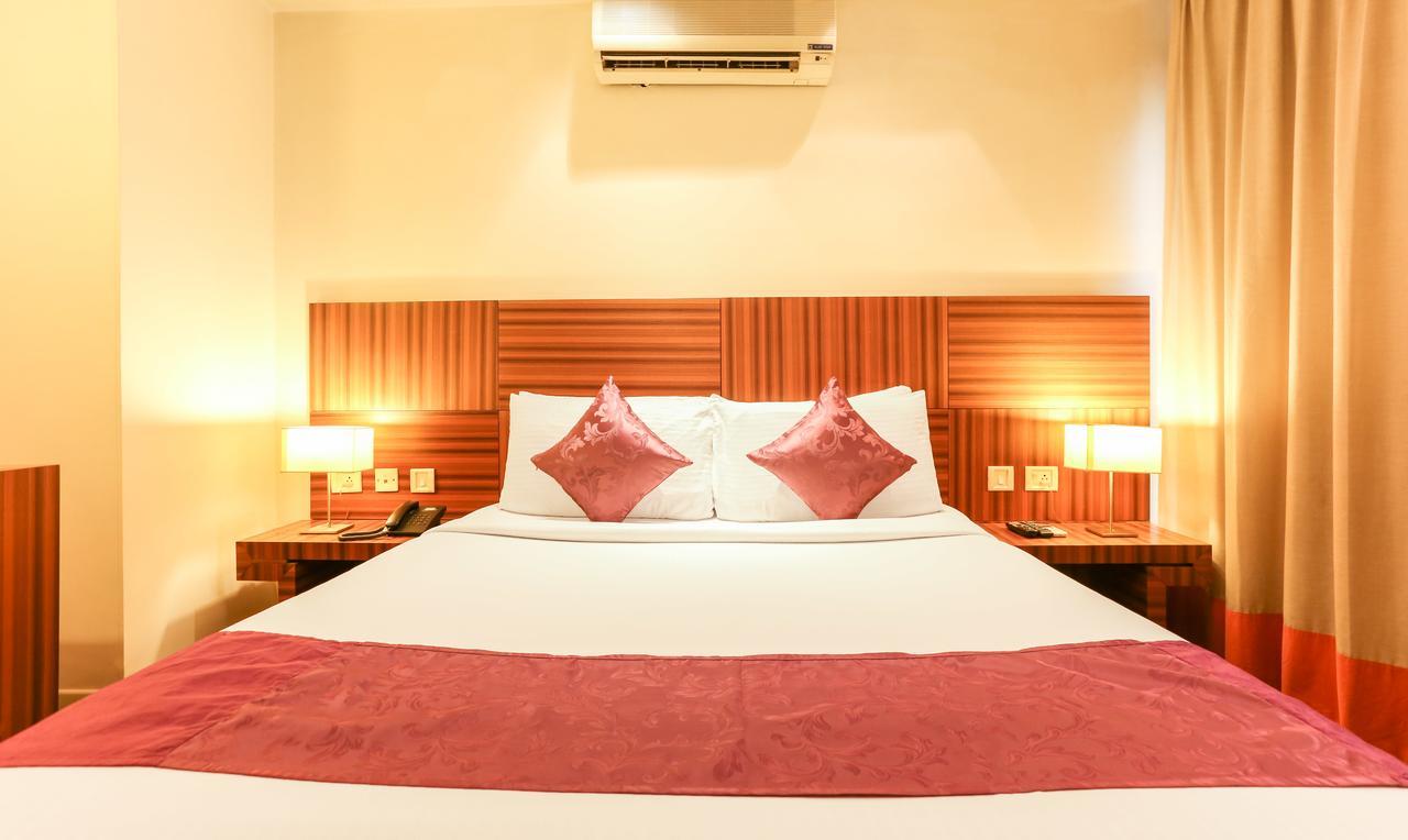 Treebo Trend Wilson Garden Hotell Bangalore Exteriör bild