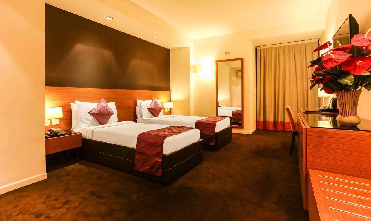 Treebo Trend Wilson Garden Hotell Bangalore Exteriör bild